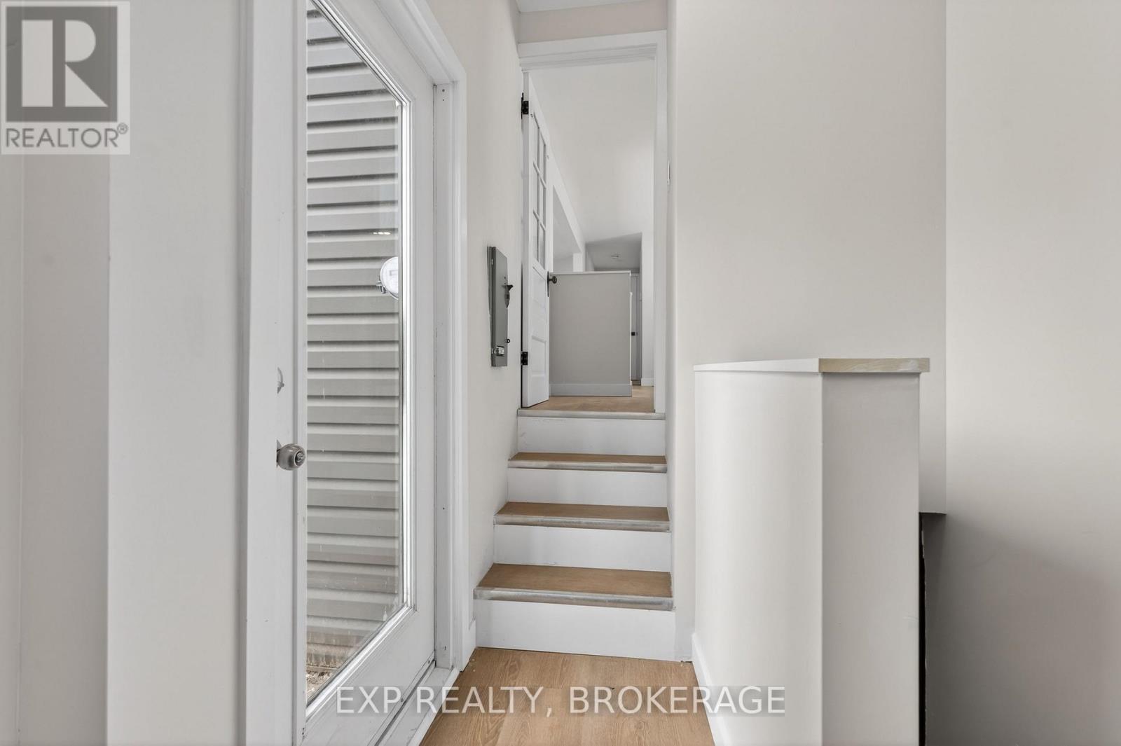 6402 Perth Road, Frontenac, Ontario  K0H 2L0 - Photo 5 - X12665150