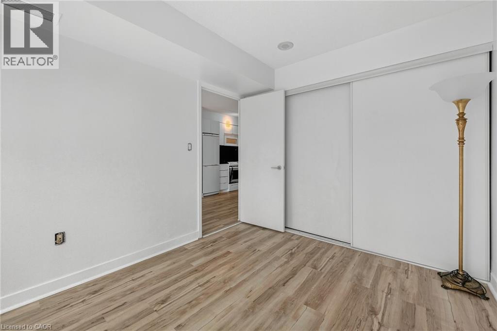 15 Iceboat Terrace Unit# 1205, Toronto, Ontario  M5V 4A5 - Photo 32 - 40780507