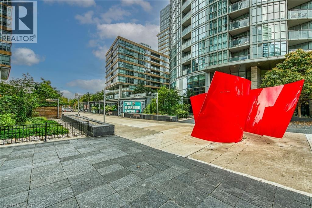 15 Iceboat Terrace Unit# 1205, Toronto, Ontario  M5V 4A5 - Photo 6 - 40780507