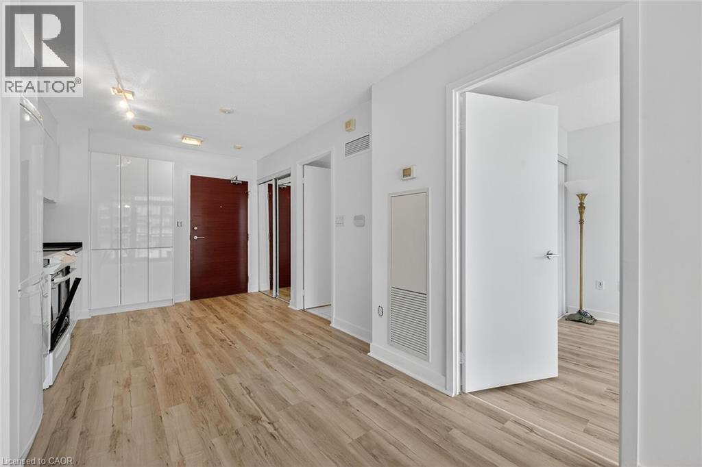 15 Iceboat Terrace Unit# 1205, Toronto, Ontario  M5V 4A5 - Photo 28 - 40780507