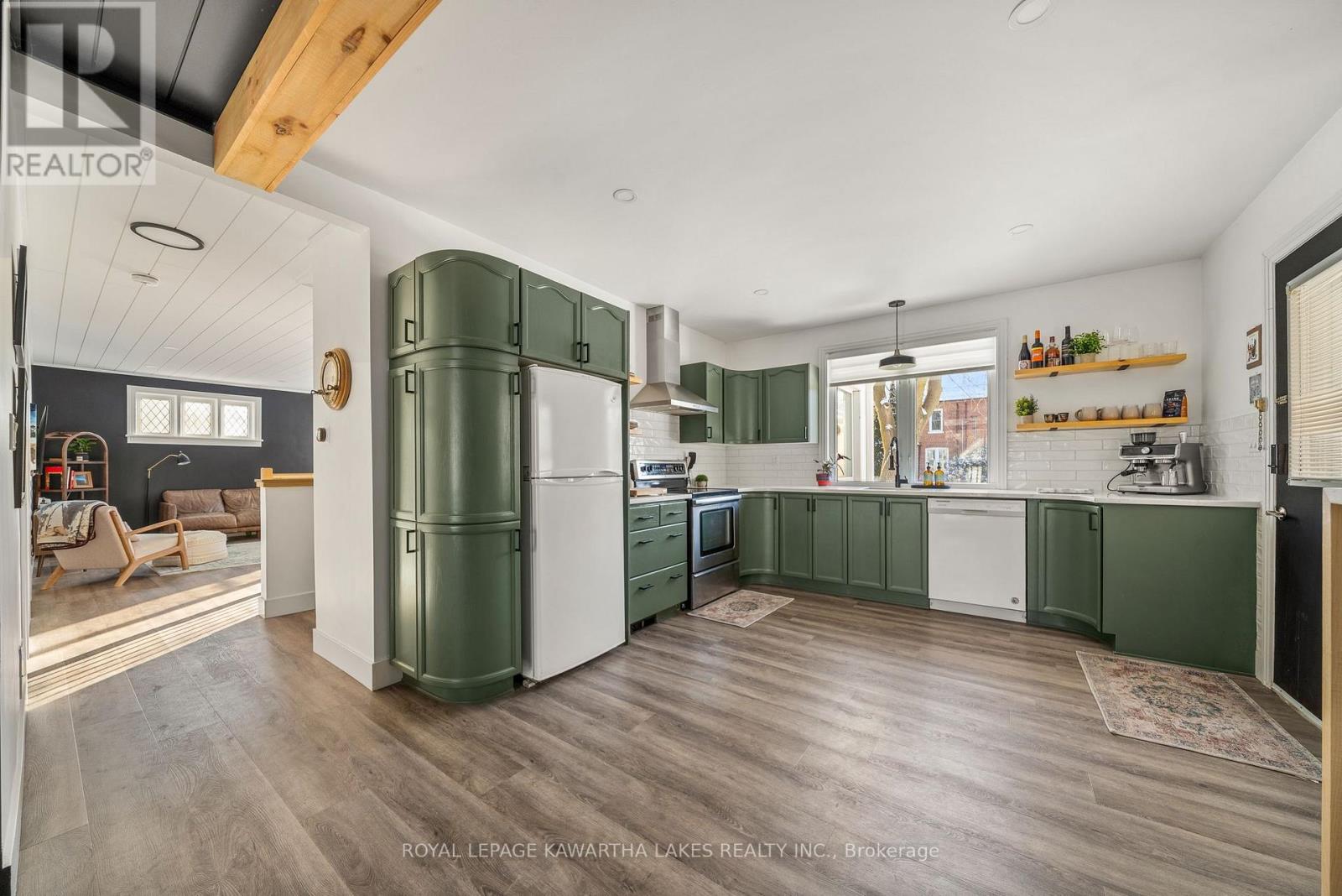 22 Albert Street N, Kawartha Lakes, Ontario  K9V 4J2 - Photo 16 - X12665144