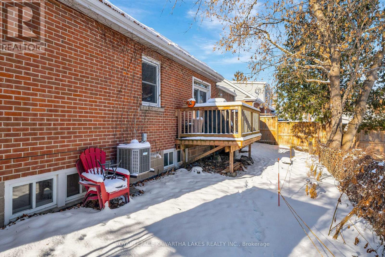22 Albert Street N, Kawartha Lakes, Ontario  K9V 4J2 - Photo 47 - X12665144