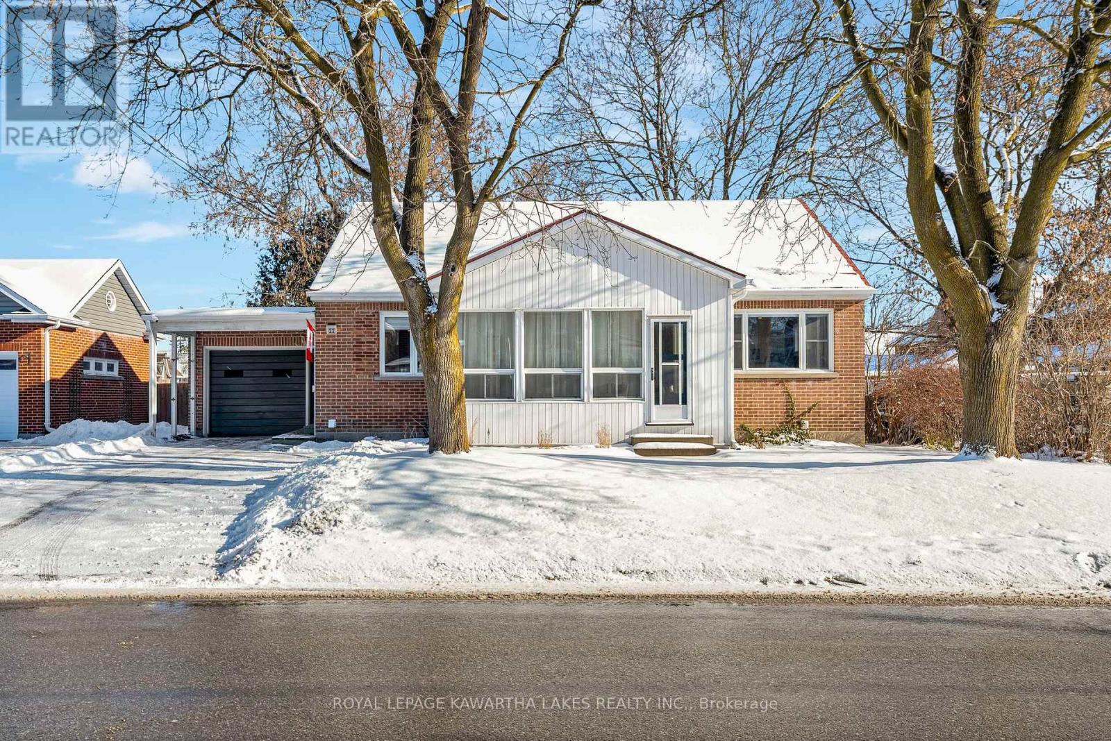 22 Albert Street N, Kawartha Lakes, Ontario  K9V 4J2 - Photo 8 - X12665144