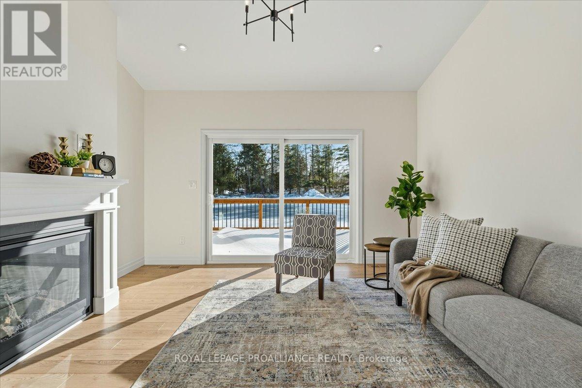 163 Pomeroy Avenue, Tweed (Tweed (Village)), Ontario  K0K 3J0 - Photo 7 - X12665194