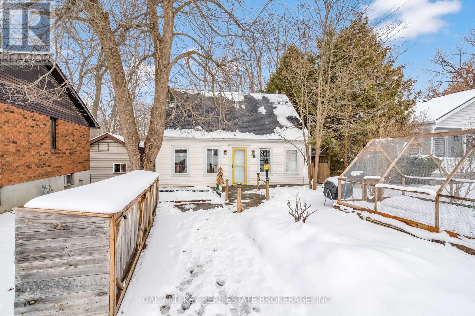 156 Langarth Street W, London South, Ontario  N6J 1P6 - Photo 2 - X12665116