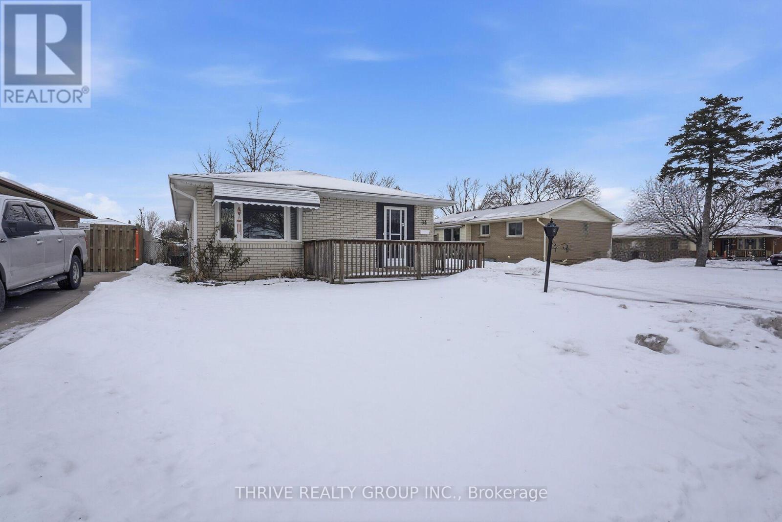 64 Jena Crescent, London East, Ontario  N5V 1L4 - Photo 5 - X12665118