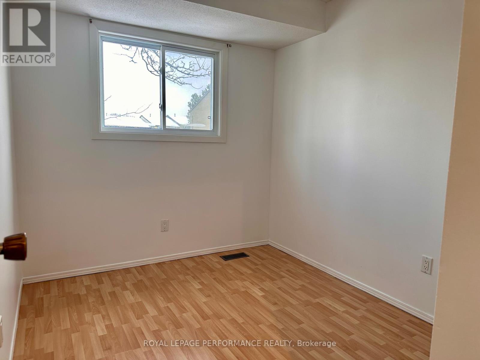 2724 Pimlico Crescent, Ottawa, Ontario  K1T 2A8 - Photo 14 - X12665152