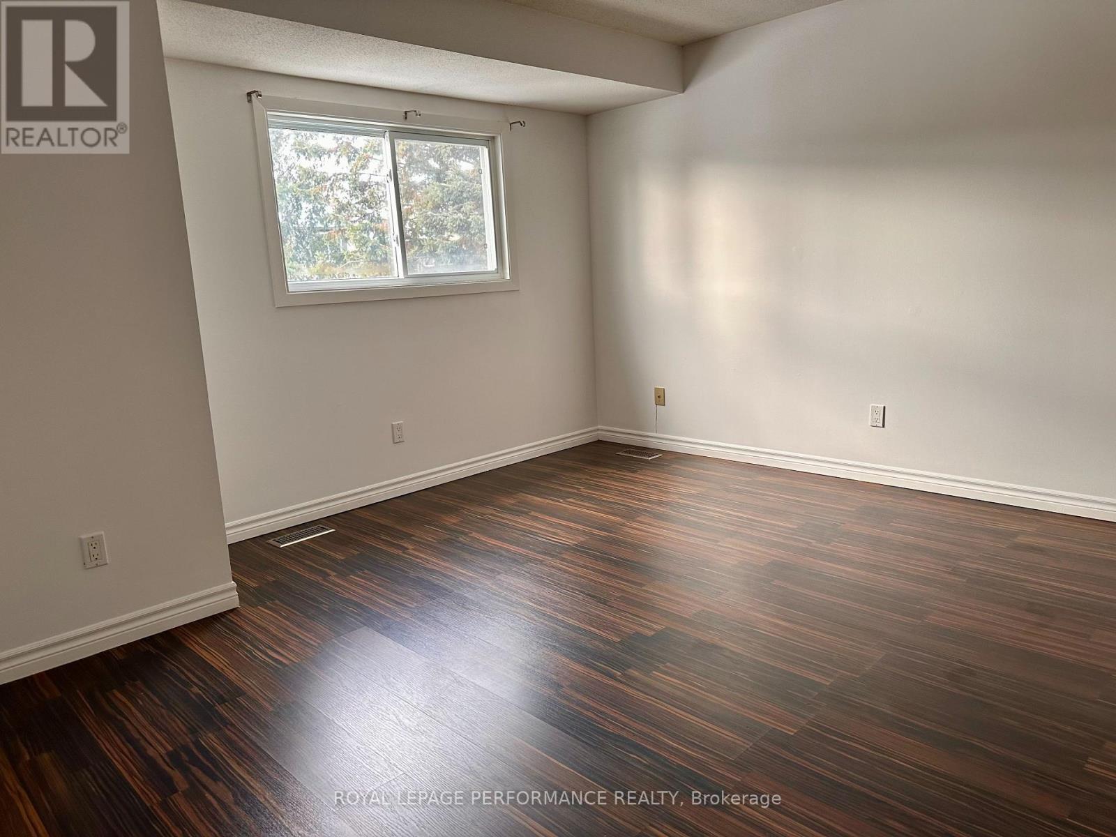 2724 Pimlico Crescent, Ottawa, Ontario  K1T 2A8 - Photo 18 - X12665152