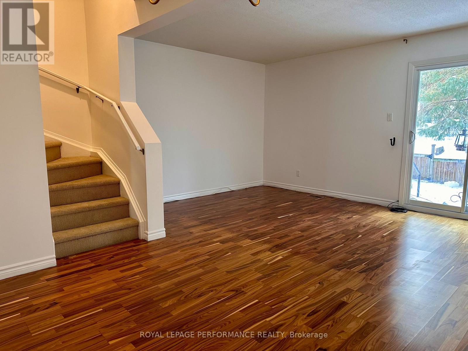 2724 Pimlico Crescent, Ottawa, Ontario  K1T 2A8 - Photo 8 - X12665152