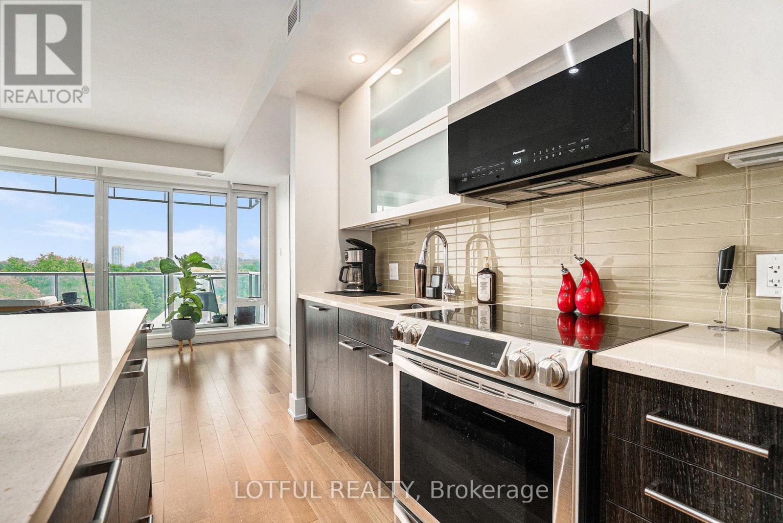 701 - 98 Richmond Road, Ottawa, Ontario  K1Z 0B2 - Photo 13 - X12665166