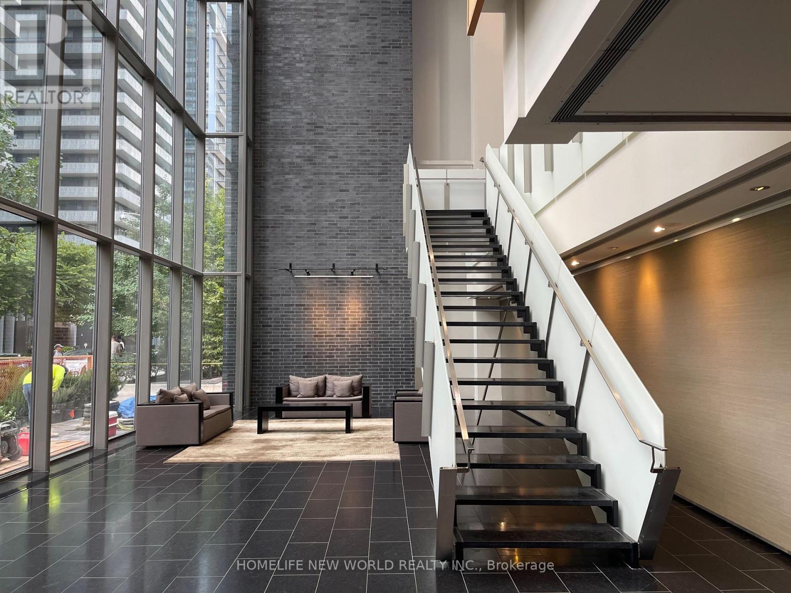 2109 - 33 Charles Street E, Toronto, Ontario  M4Y 0A2 - Photo 5 - C12665124