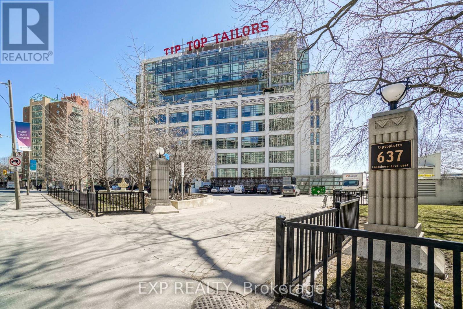 632 - 637 LAKE SHORE BOULEVARD W, Toronto, Ontario