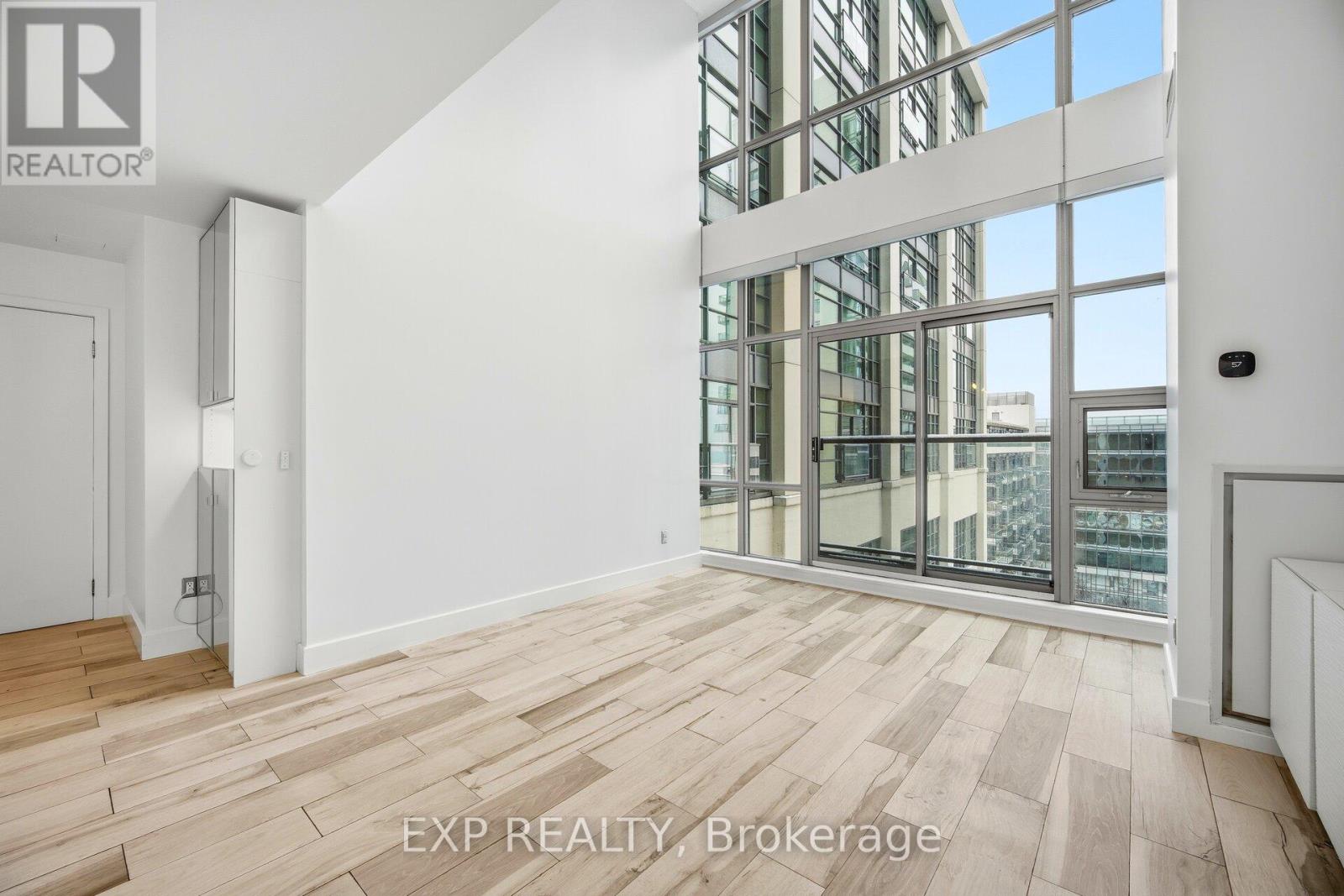 632 - 637 Lake Shore Boulevard W, Toronto, Ontario  M5V 3J6 - Photo 10 - C12665156