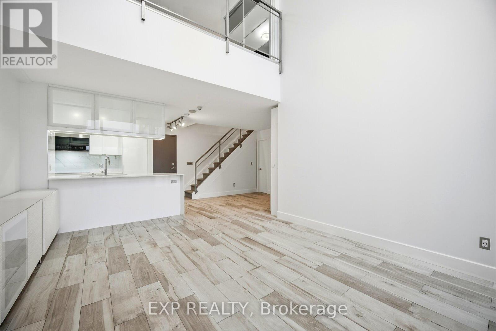 632 - 637 Lake Shore Boulevard W, Toronto, Ontario  M5V 3J6 - Photo 12 - C12665156