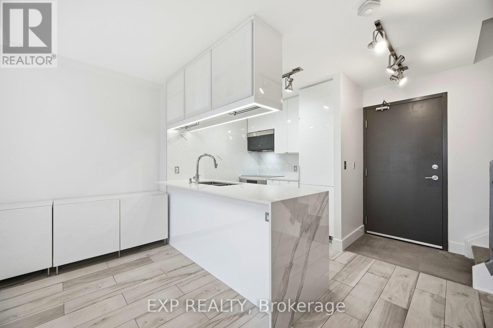 632 - 637 Lake Shore Boulevard W, Toronto, Ontario  M5V 3J6 - Photo 16 - C12665156