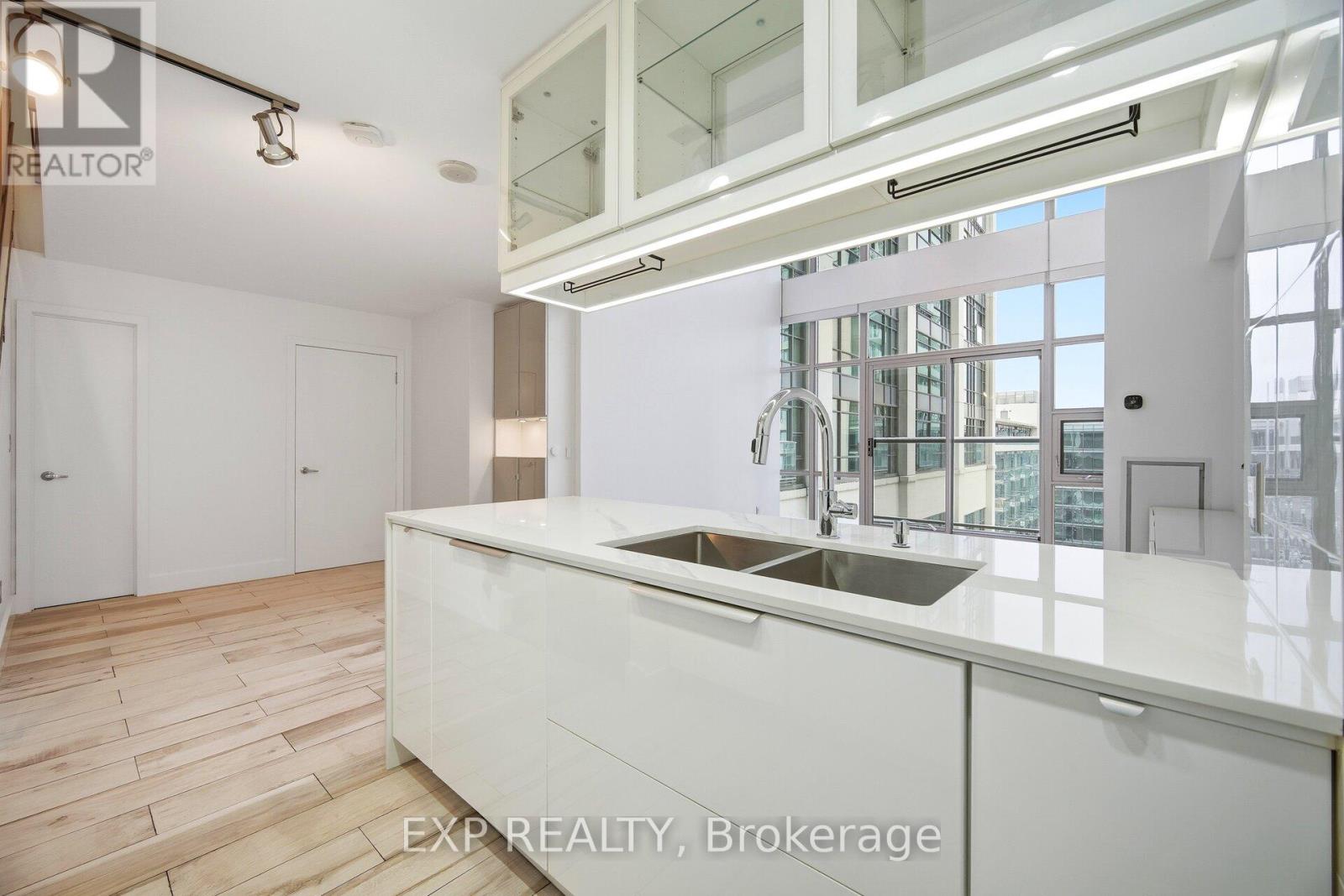 632 - 637 Lake Shore Boulevard W, Toronto, Ontario  M5V 3J6 - Photo 21 - C12665156