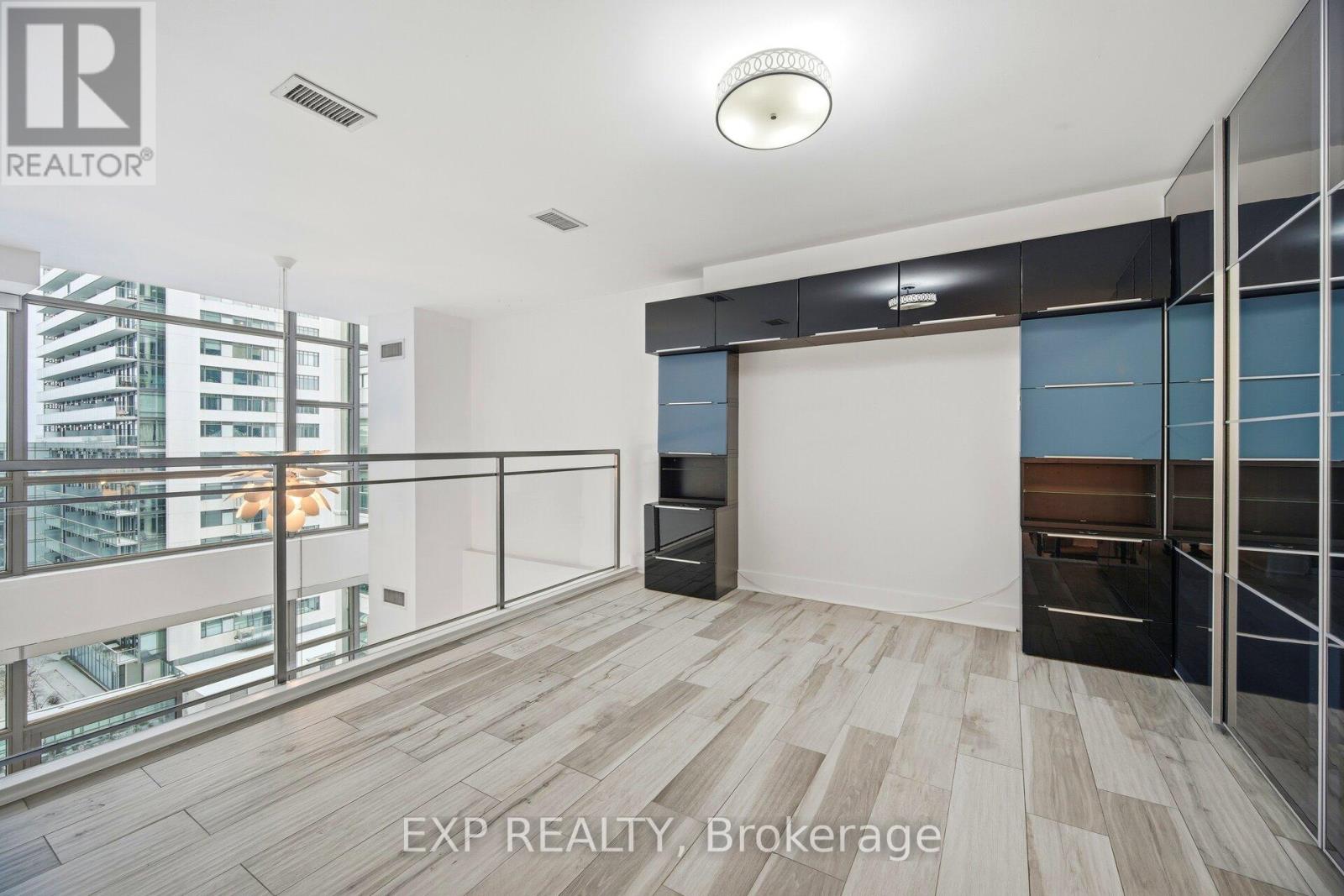 632 - 637 Lake Shore Boulevard W, Toronto, Ontario  M5V 3J6 - Photo 23 - C12665156