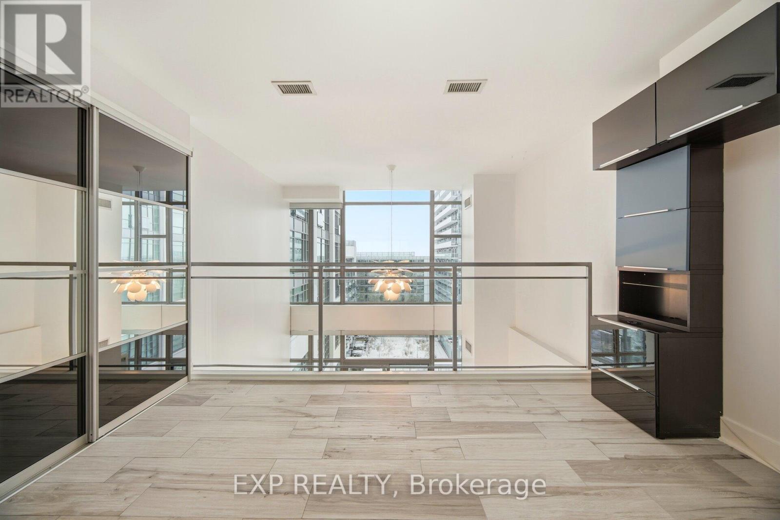 632 - 637 Lake Shore Boulevard W, Toronto, Ontario  M5V 3J6 - Photo 26 - C12665156