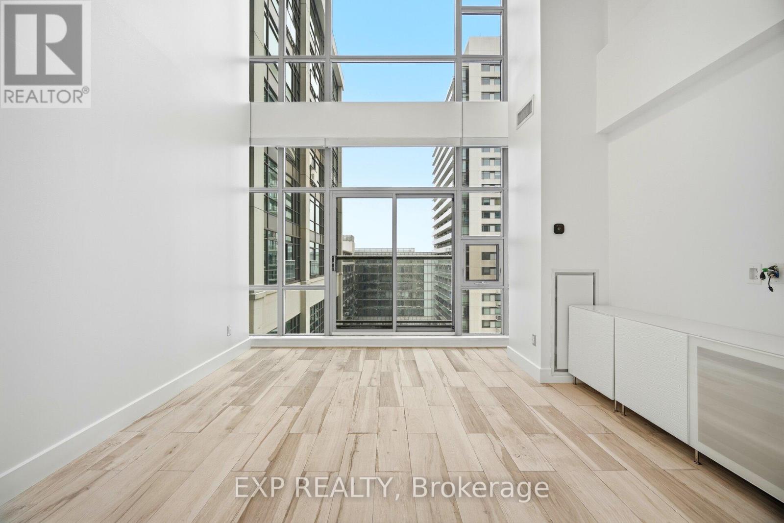 632 - 637 Lake Shore Boulevard W, Toronto, Ontario  M5V 3J6 - Photo 8 - C12665156