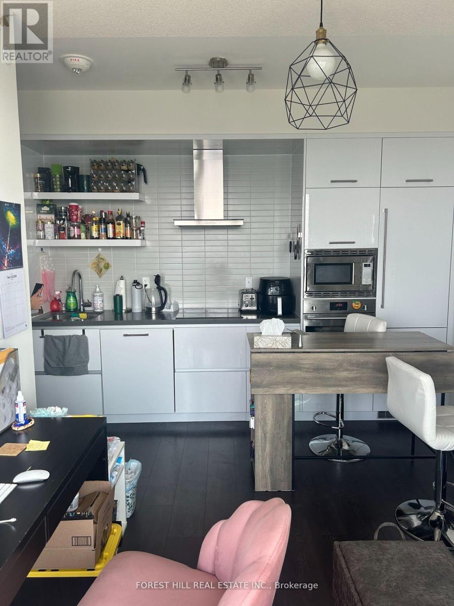 5507 - 2221 Yonge Street, Toronto, Ontario  M4S 2B4 - Photo 3 - C12665184