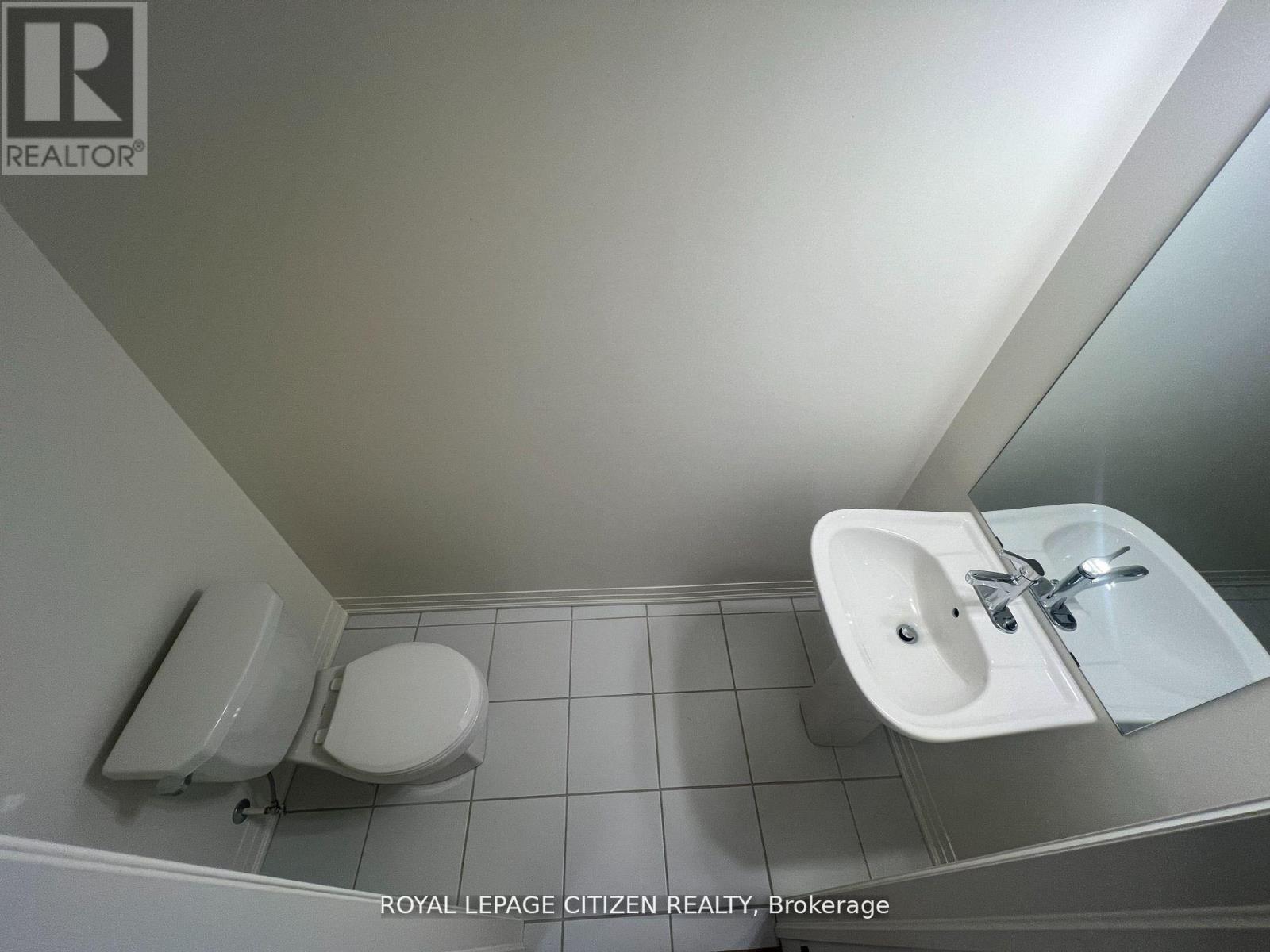 28 Esquire Way W, Whitby, Ontario  L1R 0S7 - Photo 10 - E12665174