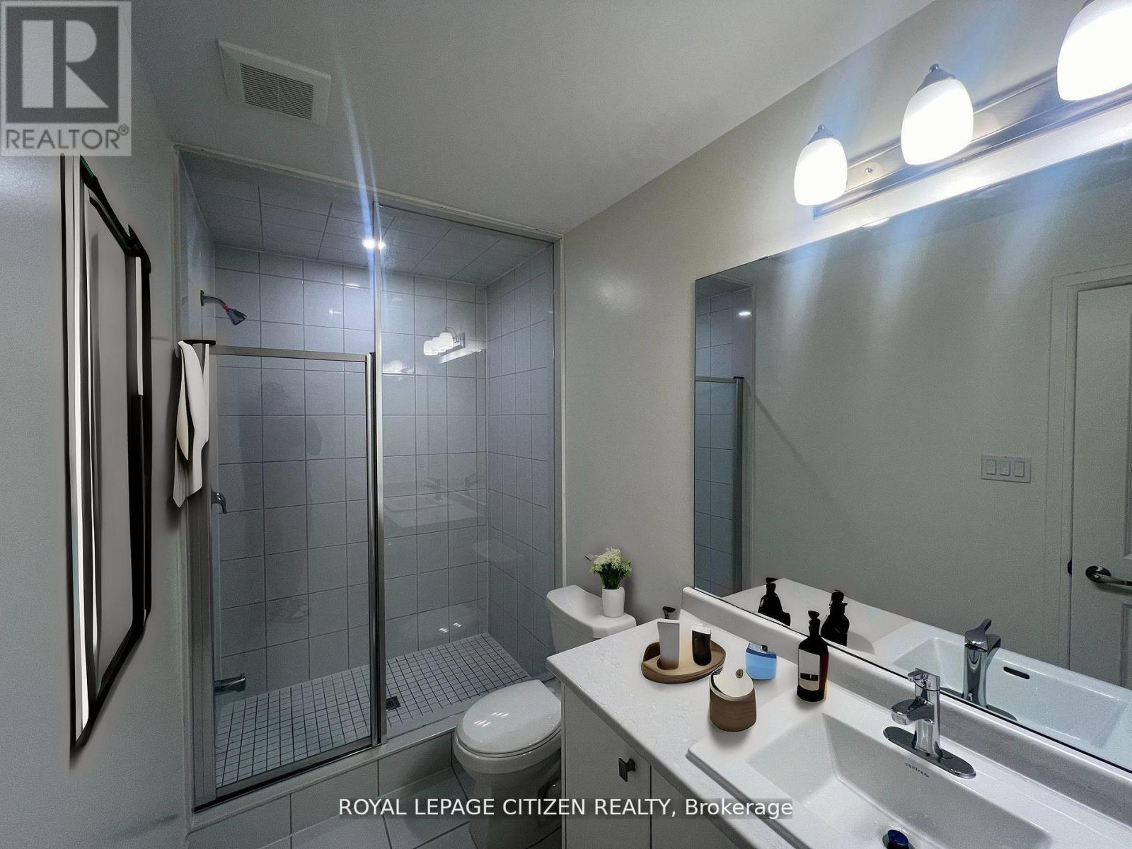 28 Esquire Way W, Whitby, Ontario  L1R 0S7 - Photo 15 - E12665174