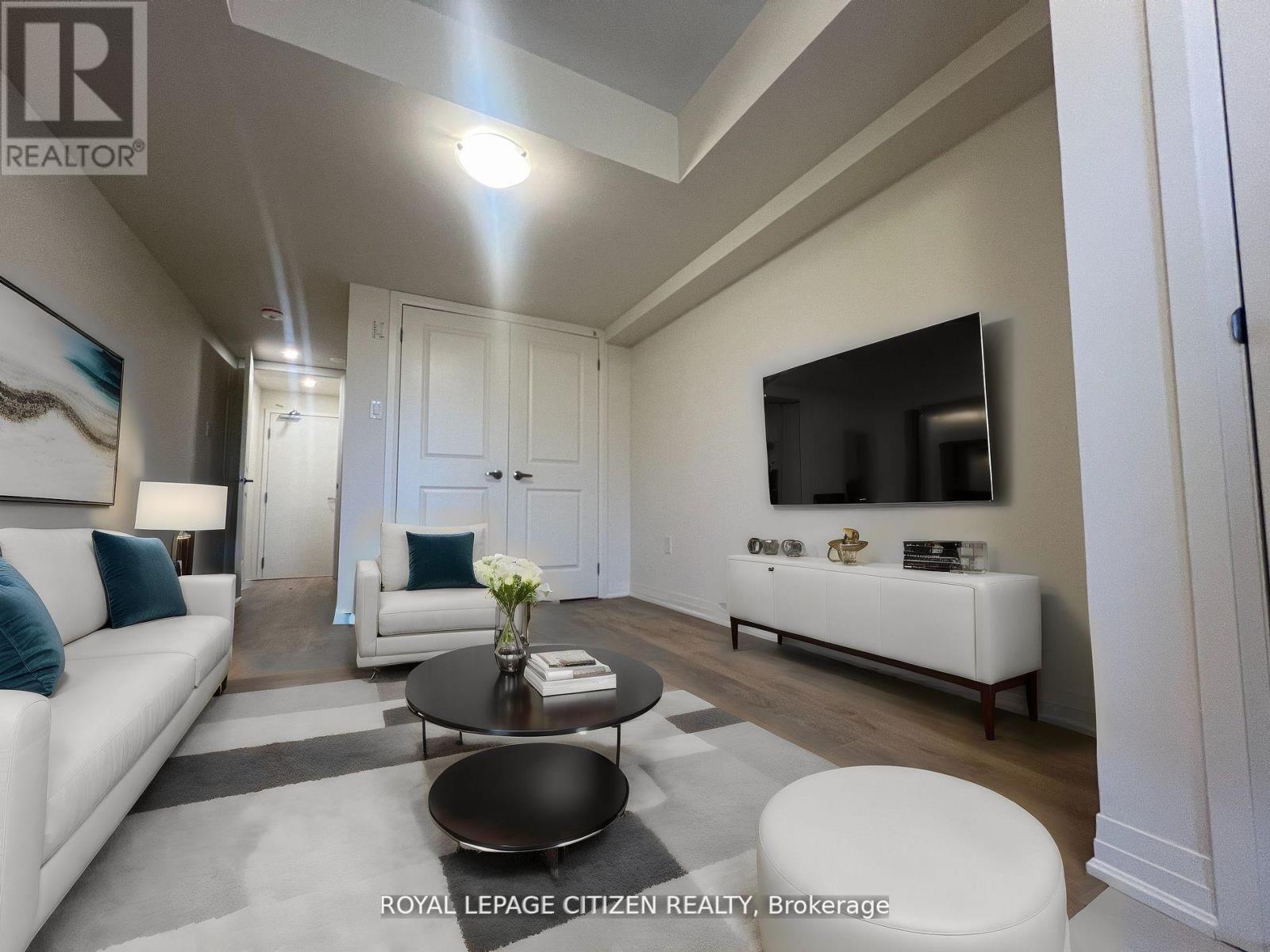 28 Esquire Way W, Whitby, Ontario  L1R 0S7 - Photo 5 - E12665174