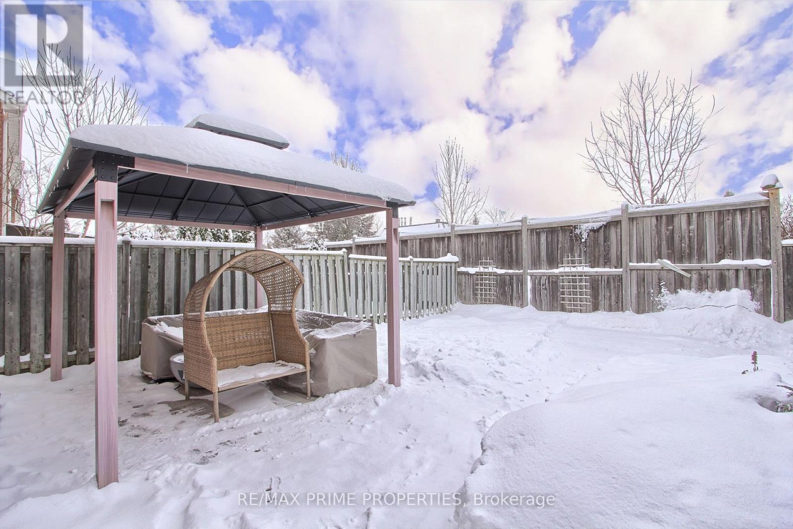 122 Glasgow Crescent, Georgina, Ontario  L4P 4B1 - Photo 25 - N12665176