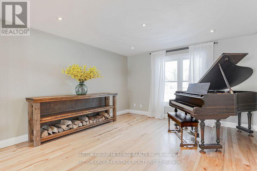 3 Northwood Road, Georgina (Sutton & Jackson's Point), Ontario  L0E 1R0 - Photo 22 - N12665178