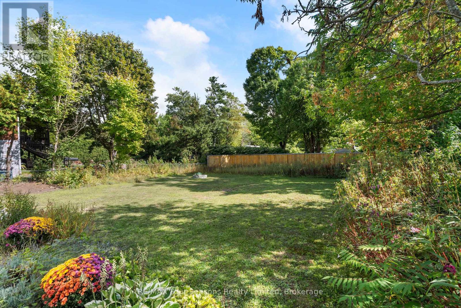 571 David Street, Gravenhurst, Ontario  P1P 1M1 - Photo 44 - X12430741