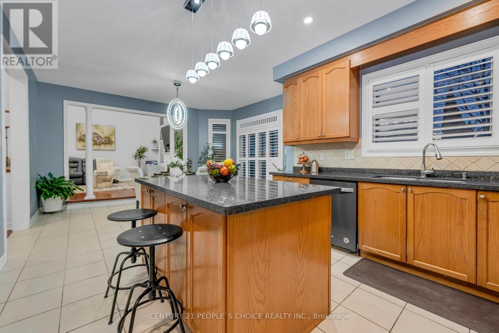 52 Smoothwater Terrace, Markham, Ontario  L6B 0E8 - Photo 19 - N12638374