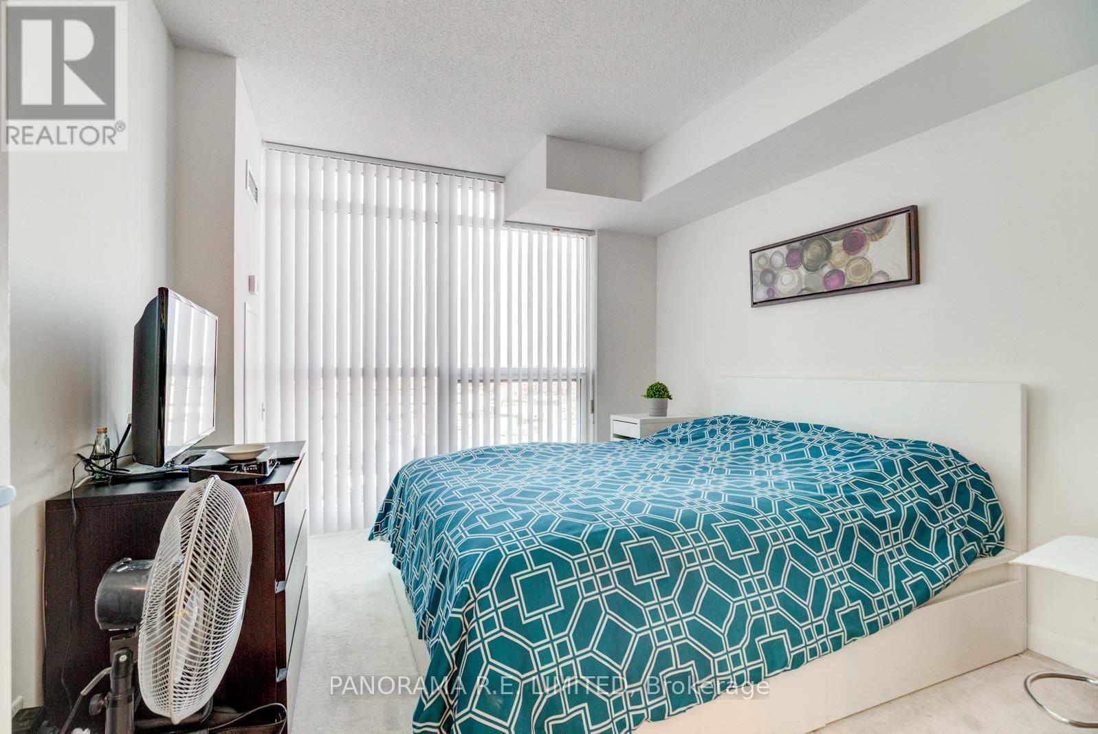 1207 - 215 Sherway Gardens Road, Toronto, Ontario  M9C 0A4 - Photo 8 - W12665138