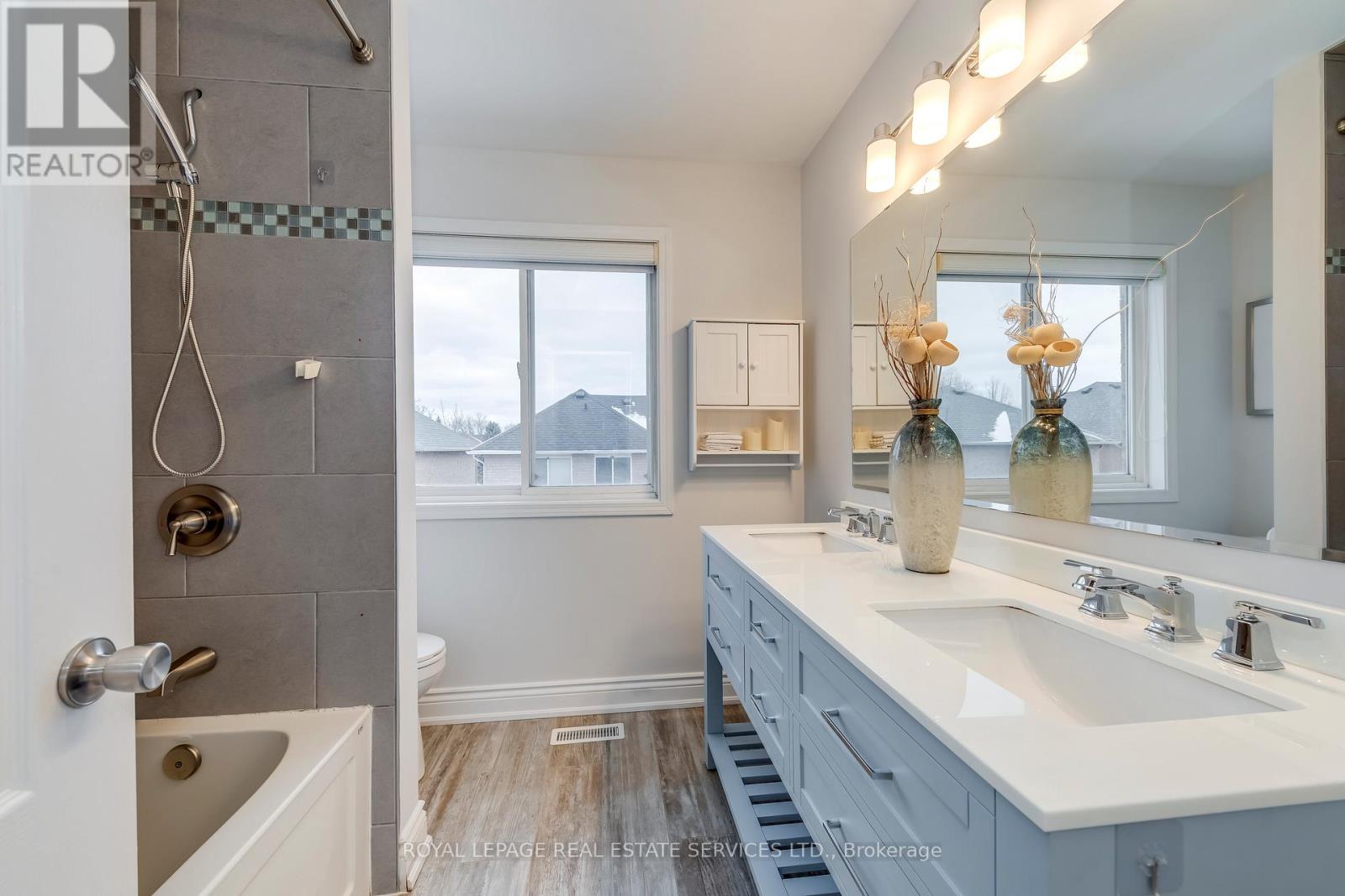 1332 Goldhawk Trail, Oakville, Ontario  L6M 3Y6 - Photo 27 - W12665154