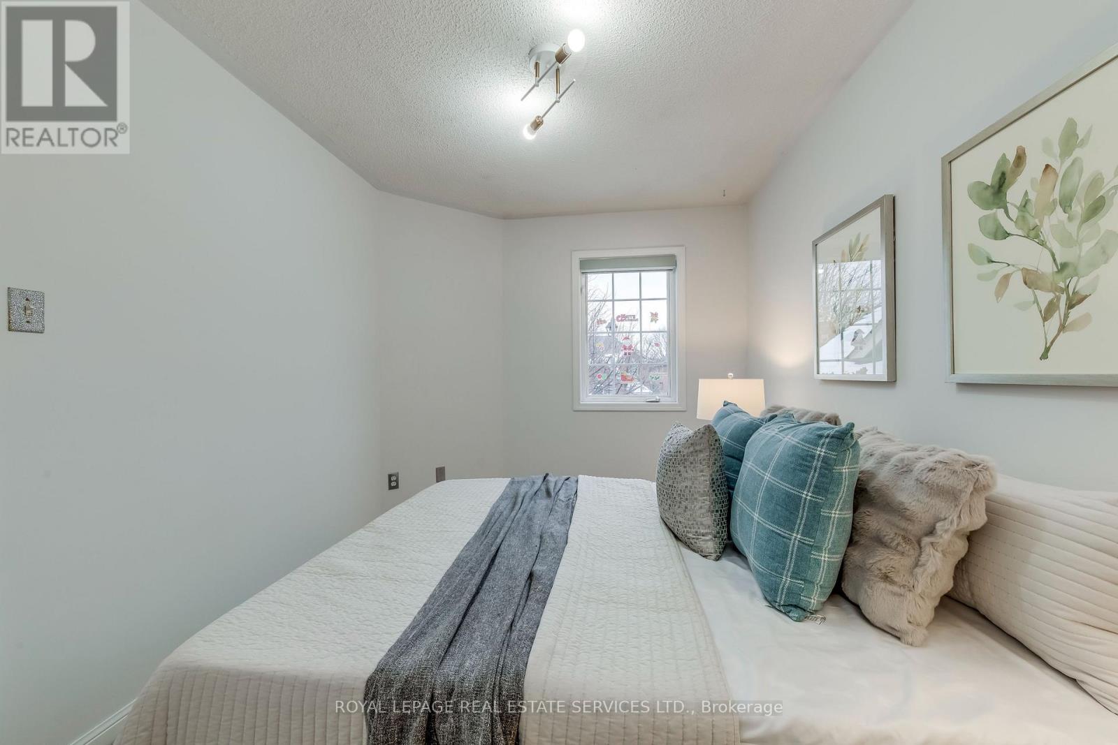 1332 Goldhawk Trail, Oakville, Ontario  L6M 3Y6 - Photo 31 - W12665154