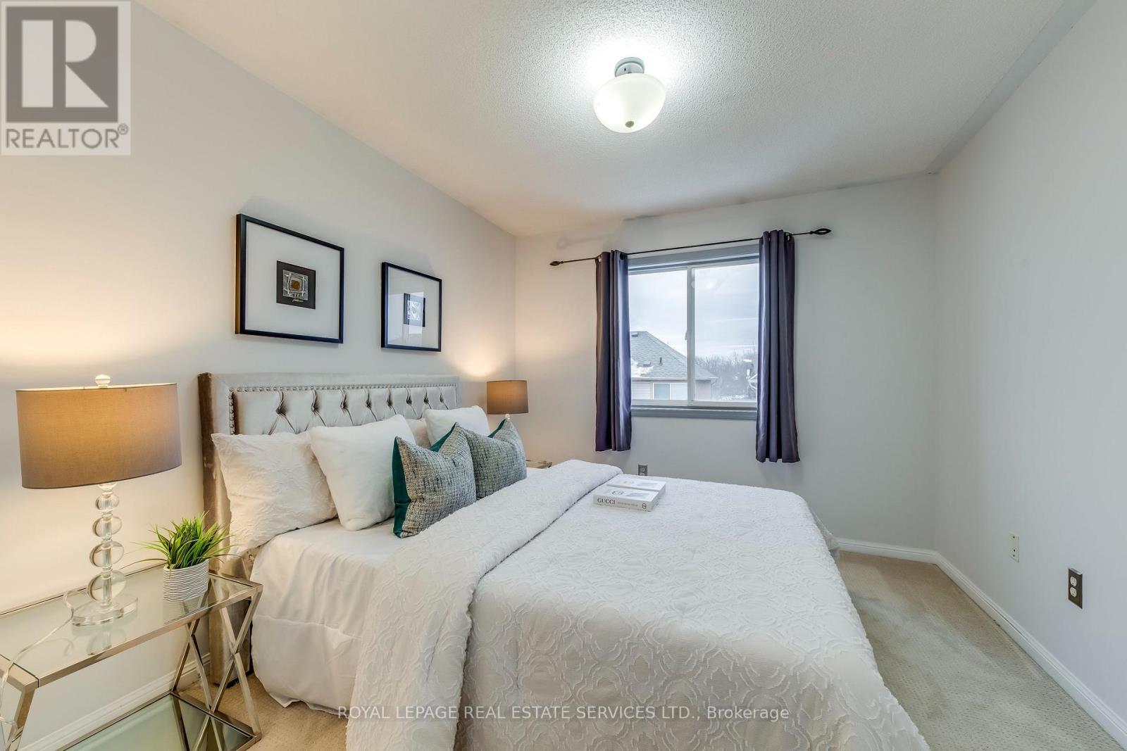 1332 Goldhawk Trail, Oakville, Ontario  L6M 3Y6 - Photo 33 - W12665154