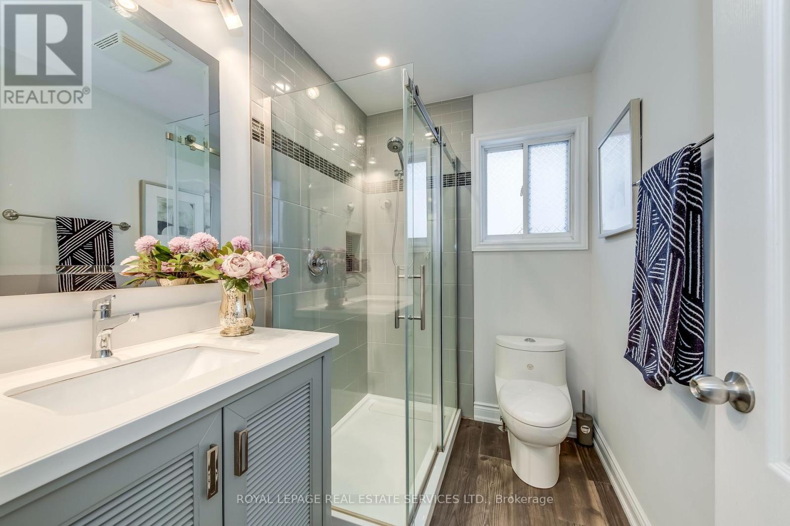 1332 Goldhawk Trail, Oakville, Ontario  L6M 3Y6 - Photo 34 - W12665154