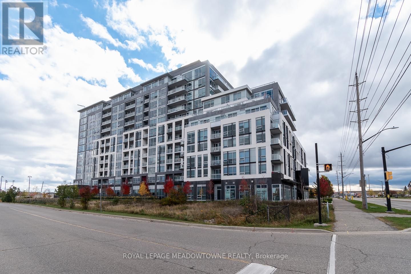 <div class="slider-price">$2,650 Monthly</div><p>603 - 1050 Main Street E, Milton, Ontario</p>