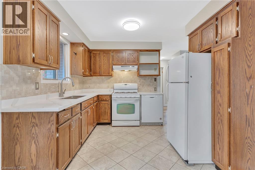 528 Havelock Drive, Waterloo, Ontario  N2L 4N7 - Photo 11 - 40795988