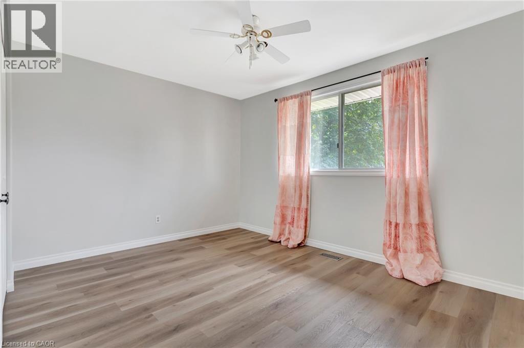 528 Havelock Drive, Waterloo, Ontario  N2L 4N7 - Photo 14 - 40795988