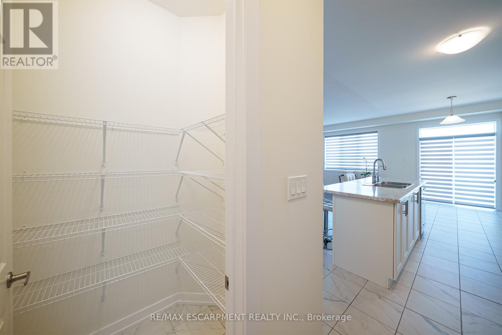 196 Wilmot Road, Brantford, Ontario  N3T 0W7 - Photo 13 - X12665134