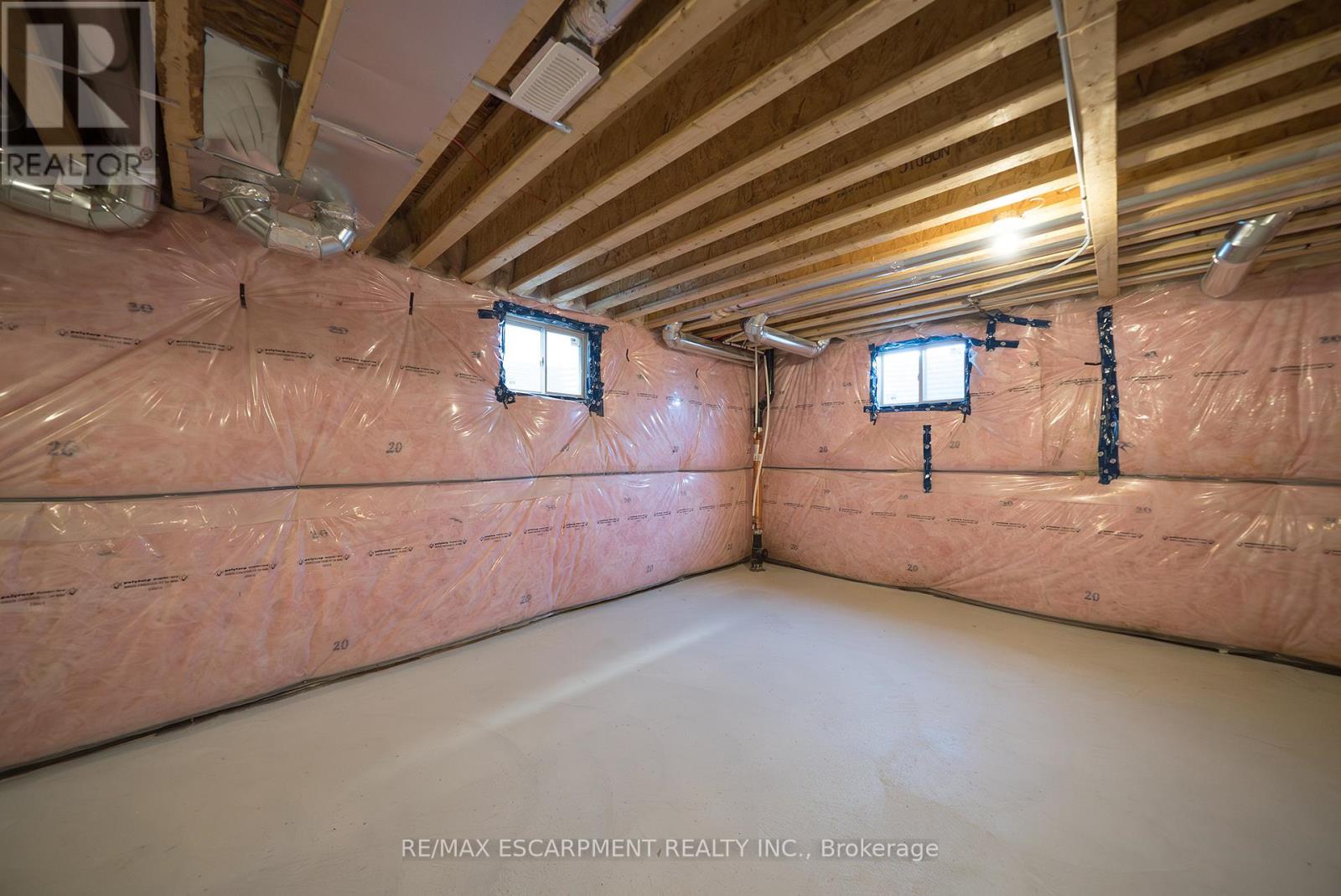 196 Wilmot Road, Brantford, Ontario  N3T 0W7 - Photo 33 - X12665134