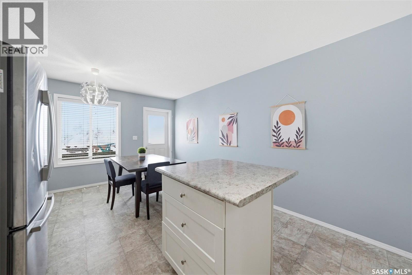 417 Martens Street, Warman, Saskatchewan  S0K 4S3 - Photo 10 - SK026234