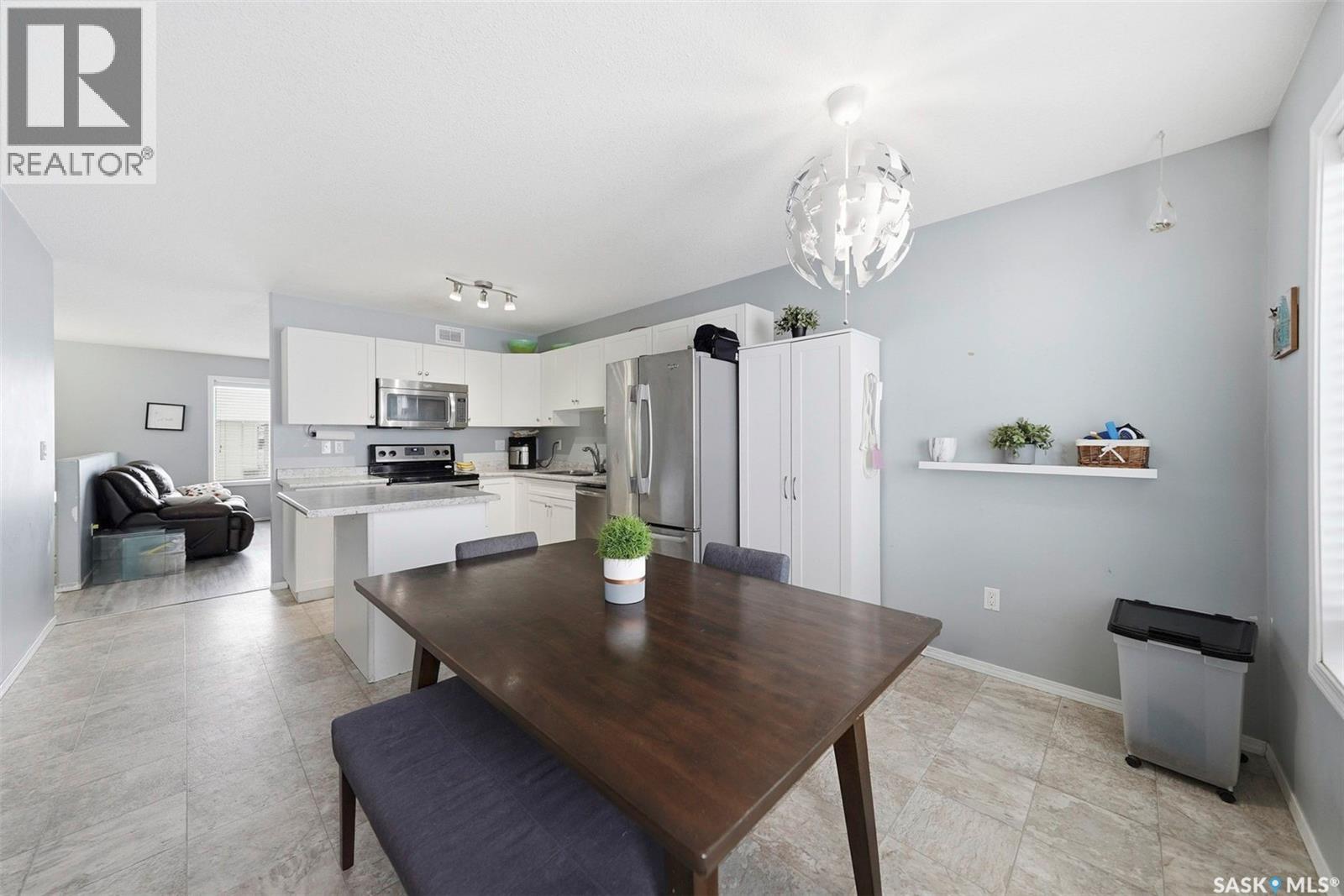 417 Martens Street, Warman, Saskatchewan  S0K 4S3 - Photo 12 - SK026234