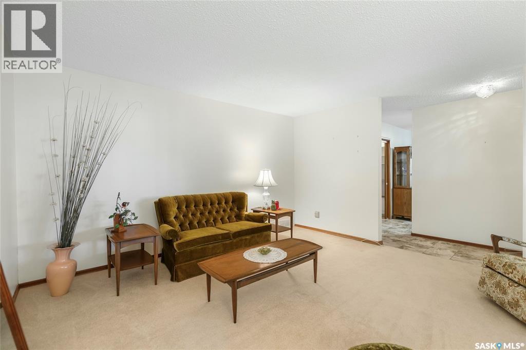 144 Woodward Avenue, Regina, Saskatchewan  S4R 3H4 - Photo 12 - SK026122