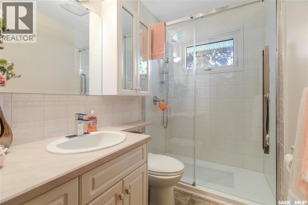 144 Woodward Avenue, Regina, Saskatchewan  S4R 3H4 - Photo 18 - SK026122