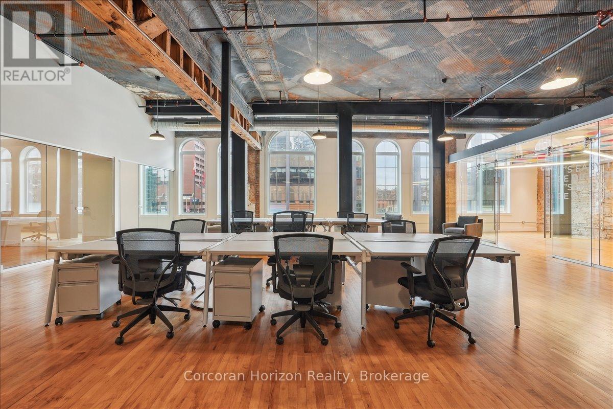 302 - 12 James Street N, Hamilton, Ontario  L8R 2J9 - Photo 15 - X12665338