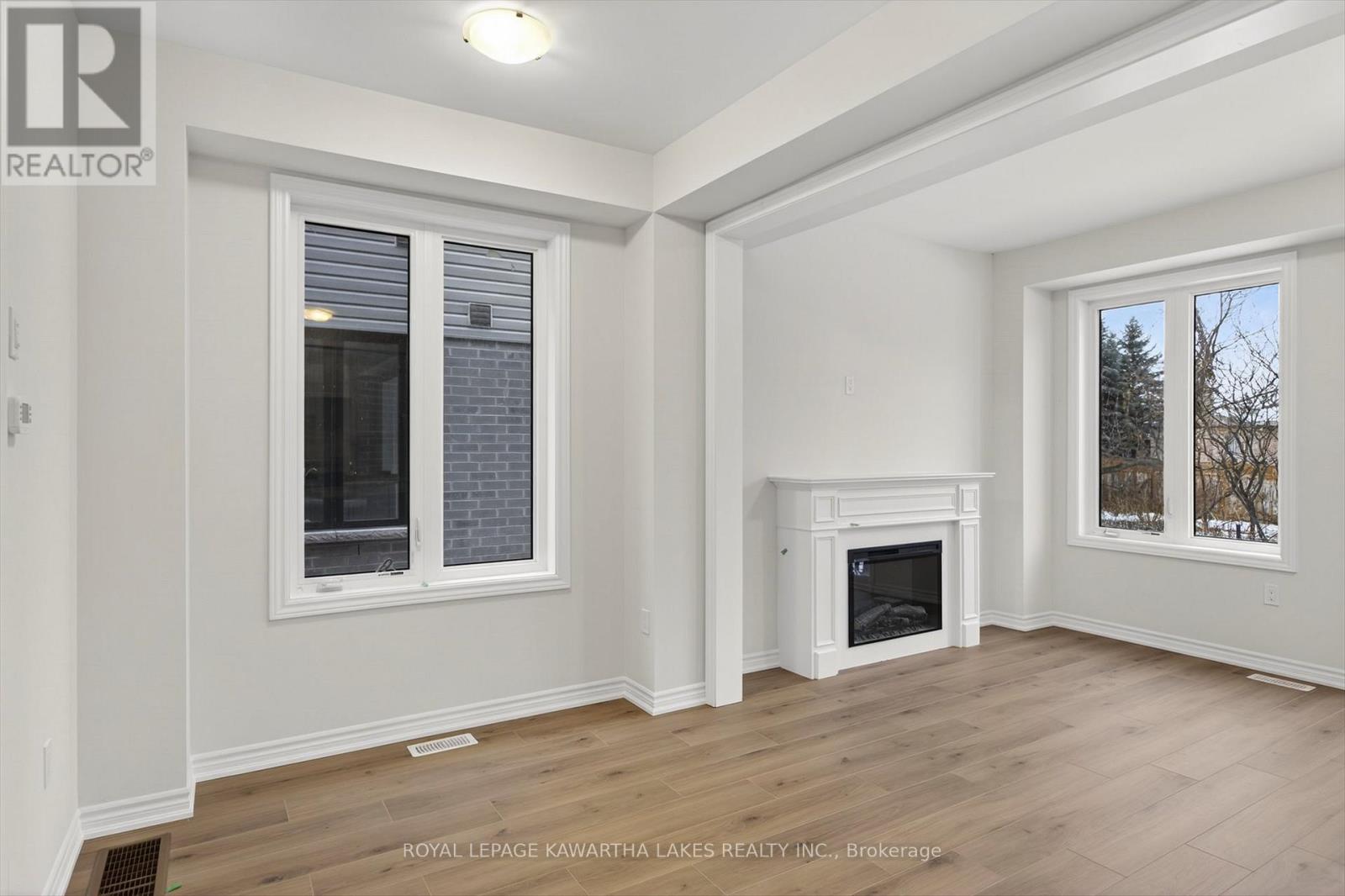 71 Watts Mew, Kawartha Lakes, Ontario  K9V 0T3 - Photo 14 - X12665320