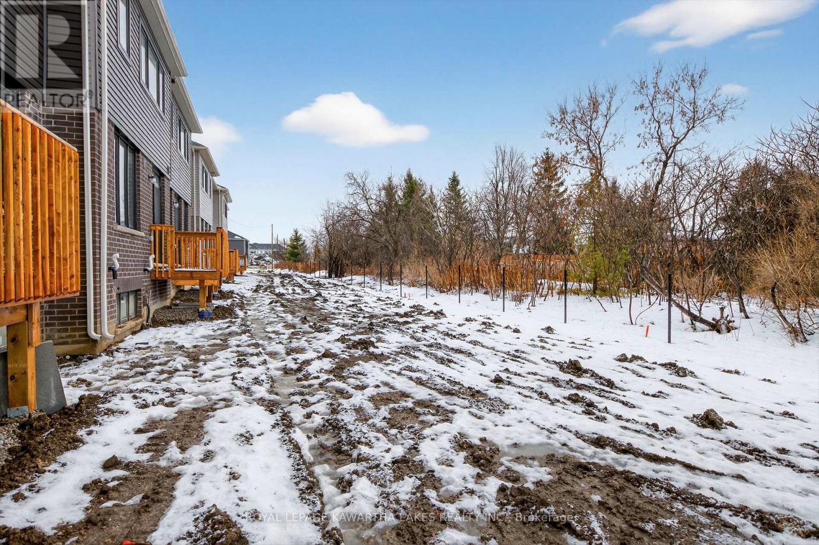 77 Watts Mew, Kawartha Lakes, Ontario  K9V 0T3 - Photo 49 - X12665344