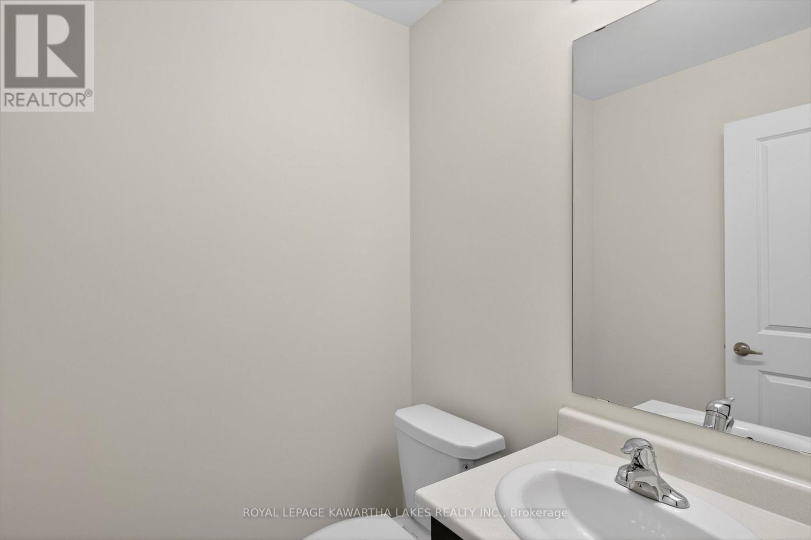 77 Watts Mew, Kawartha Lakes, Ontario  K9V 0T3 - Photo 6 - X12665344