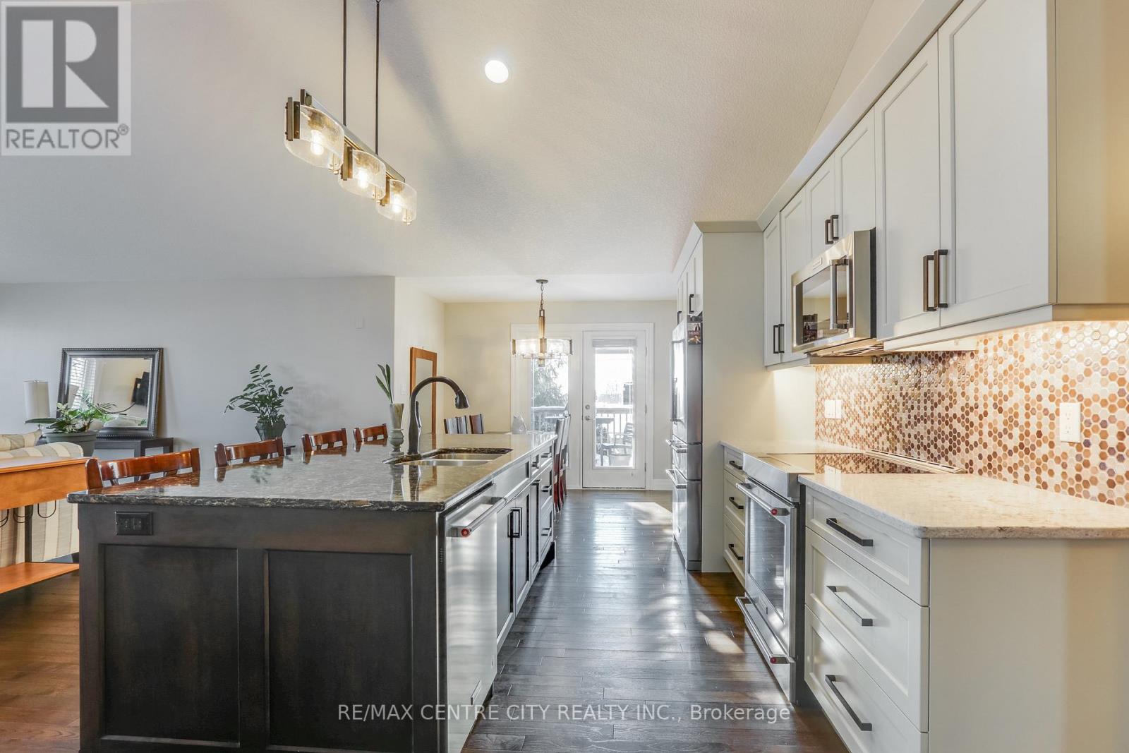 16 - 947 Adirondack Road, London South, Ontario  N6K 4Y7 - Photo 17 - X12665204